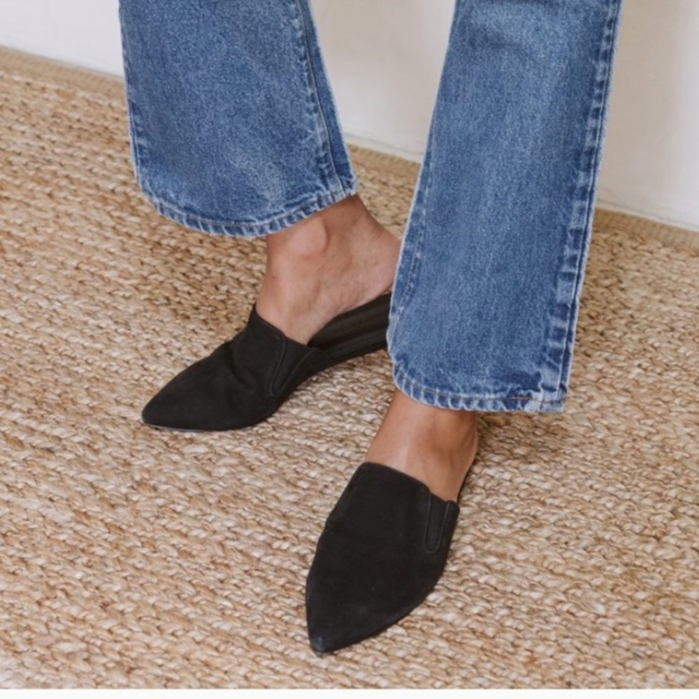 Jenni Kayne Oiled Leather Black Mules 
Size 39 US 9 Suede Upper Flats Almond Toe